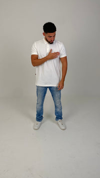 #color_cream-white