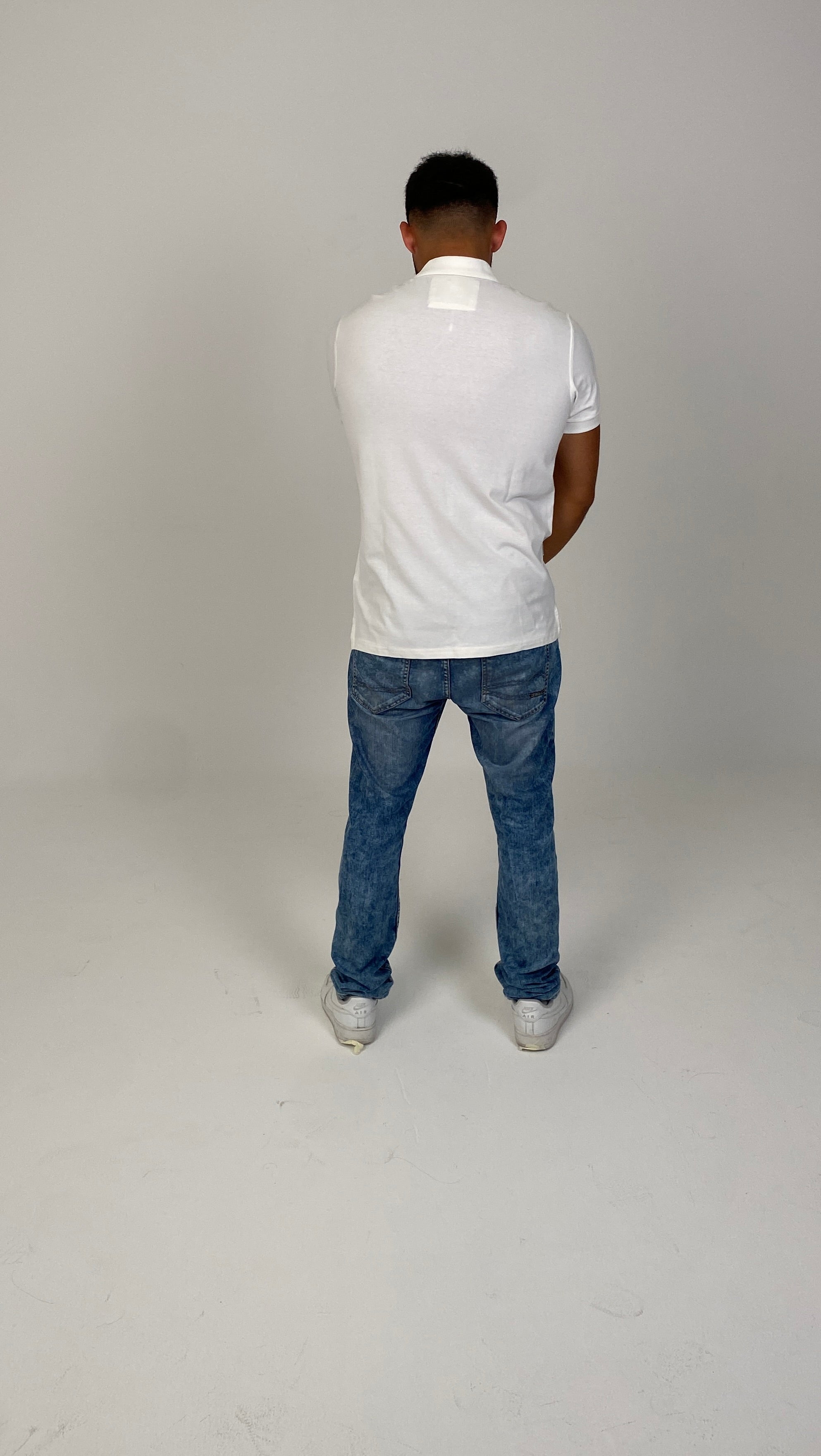 #color_cream-white-2